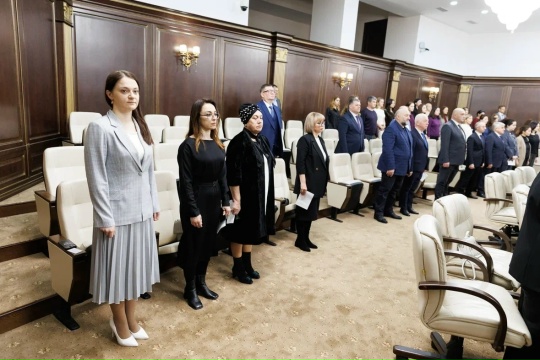 Работа очередной 17 сессии VII созыва Парламента Карачаево-Черкесской Республики.