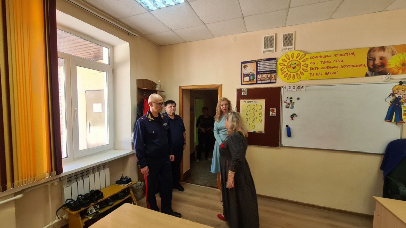 8 сентября 2021 года Уполномоченный по правам ребенка в КЧР Бондаренко Наталья Александровна, совместно с руководителем следственного управления Следственного комитета Российской Федерации по Карачаево-Черкесской Республике генерал-майором юстиции Николае